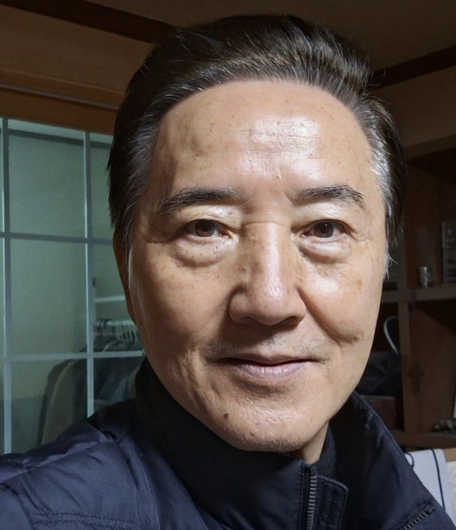 기도는 가장 조용한 자기 혁명이다 — 하봉도 시인의《기도》를 읽고   ㅡ문학평론가 청람 김왕식